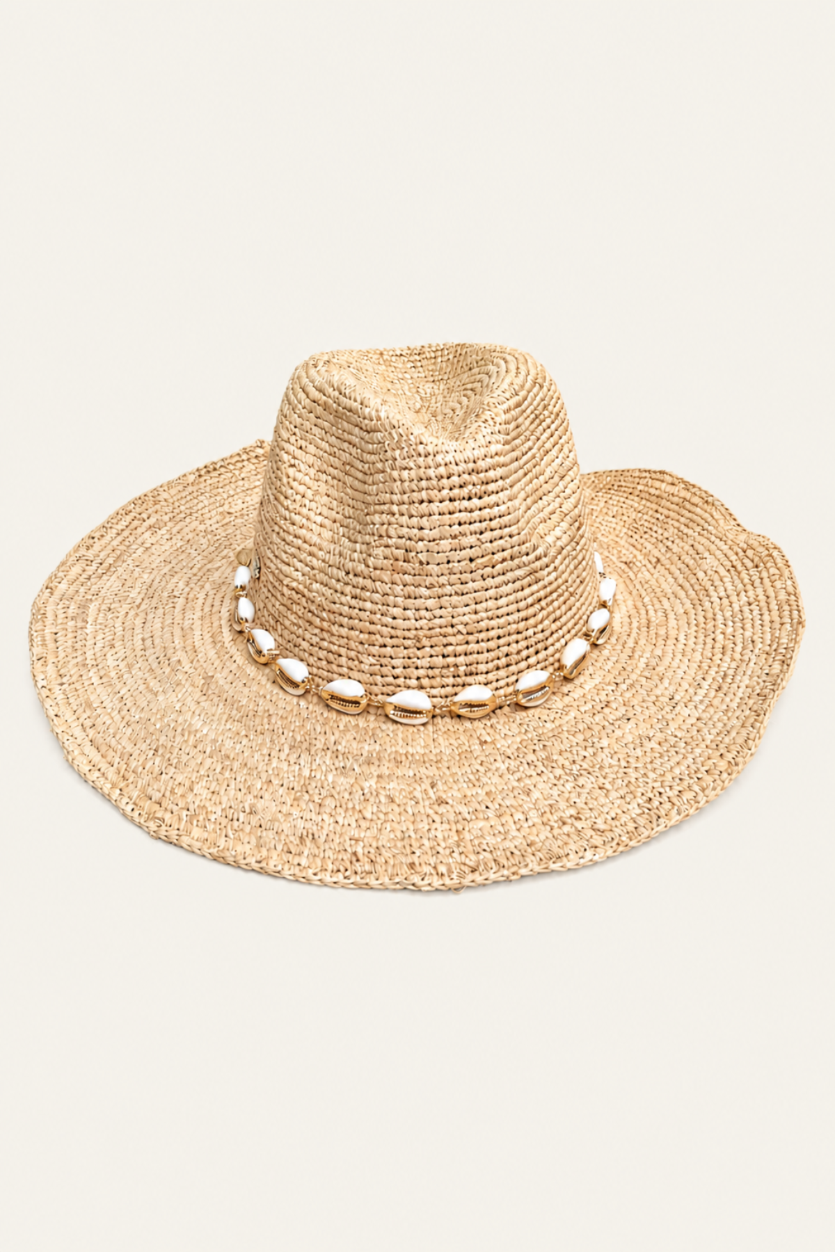 Sombrero Cowboy Shane con conchas y diseño western de rafia natural para looks veraniegos boho elegantes
