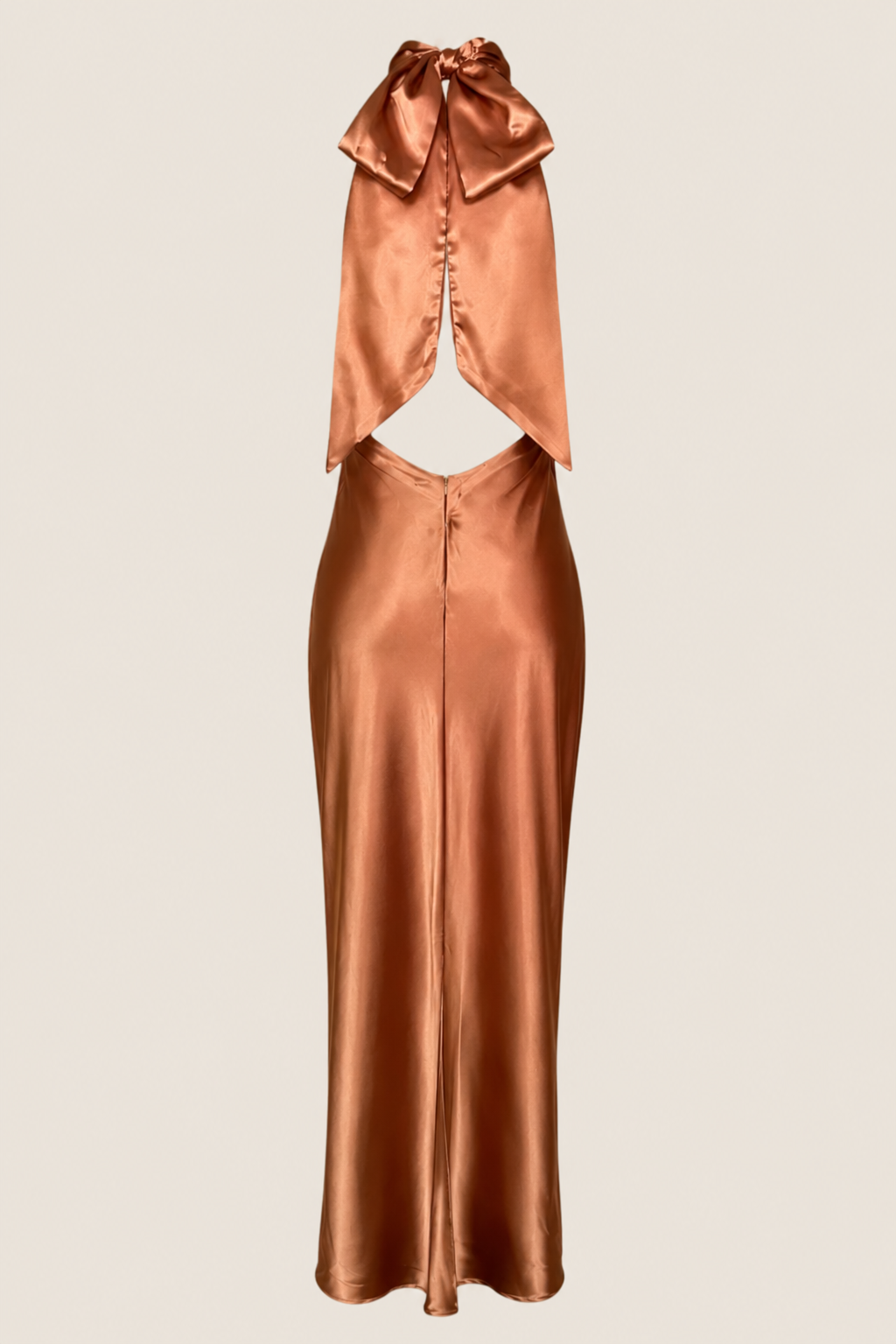 Vista trasera del vestido atado con un lazo en el cuello perfecto para lucir en fiestas y boads