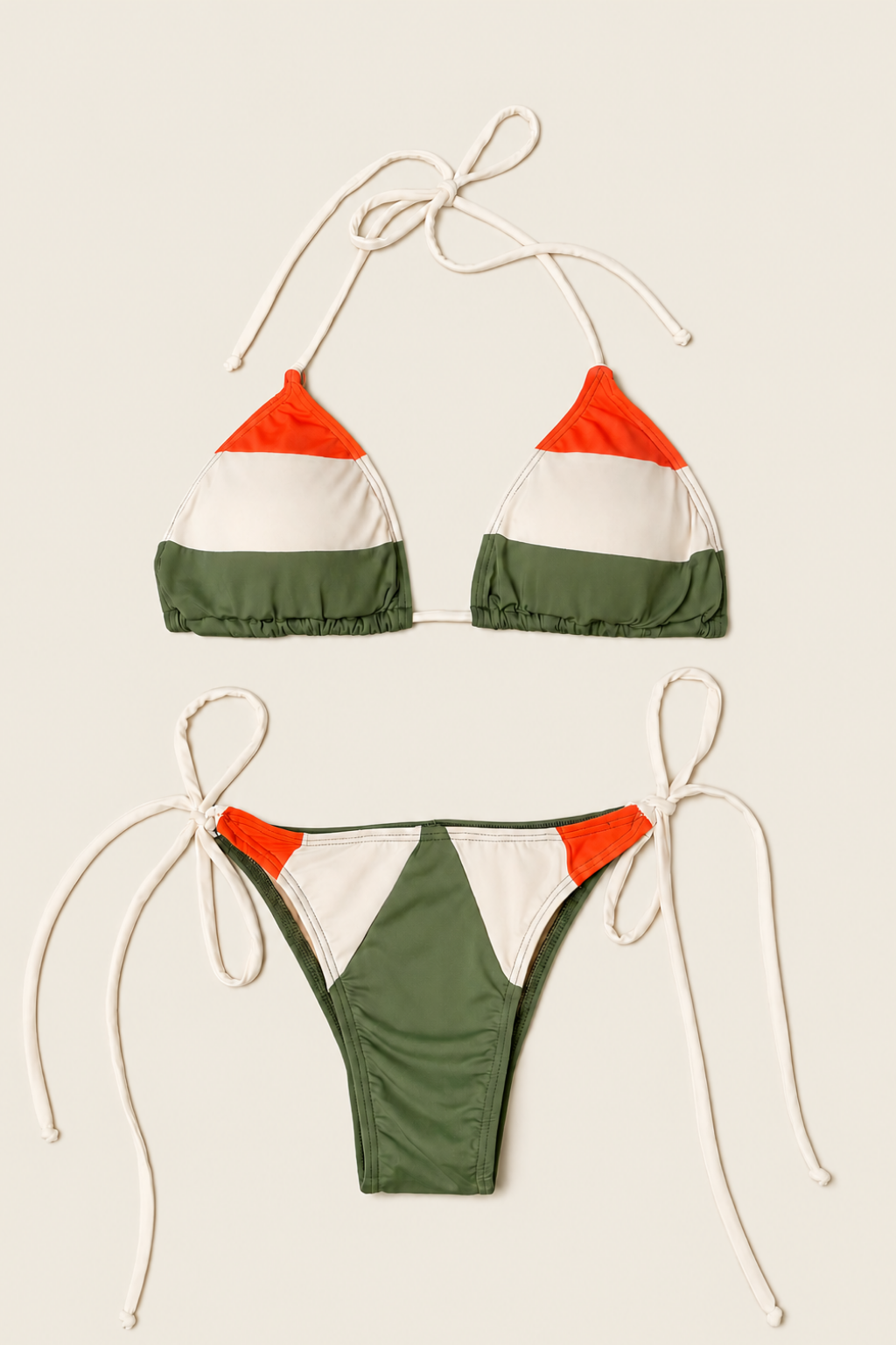 Bikini HyBrasil Green, tejido liso de poliamida y elastano con acabado brillante que realza la figura femenina