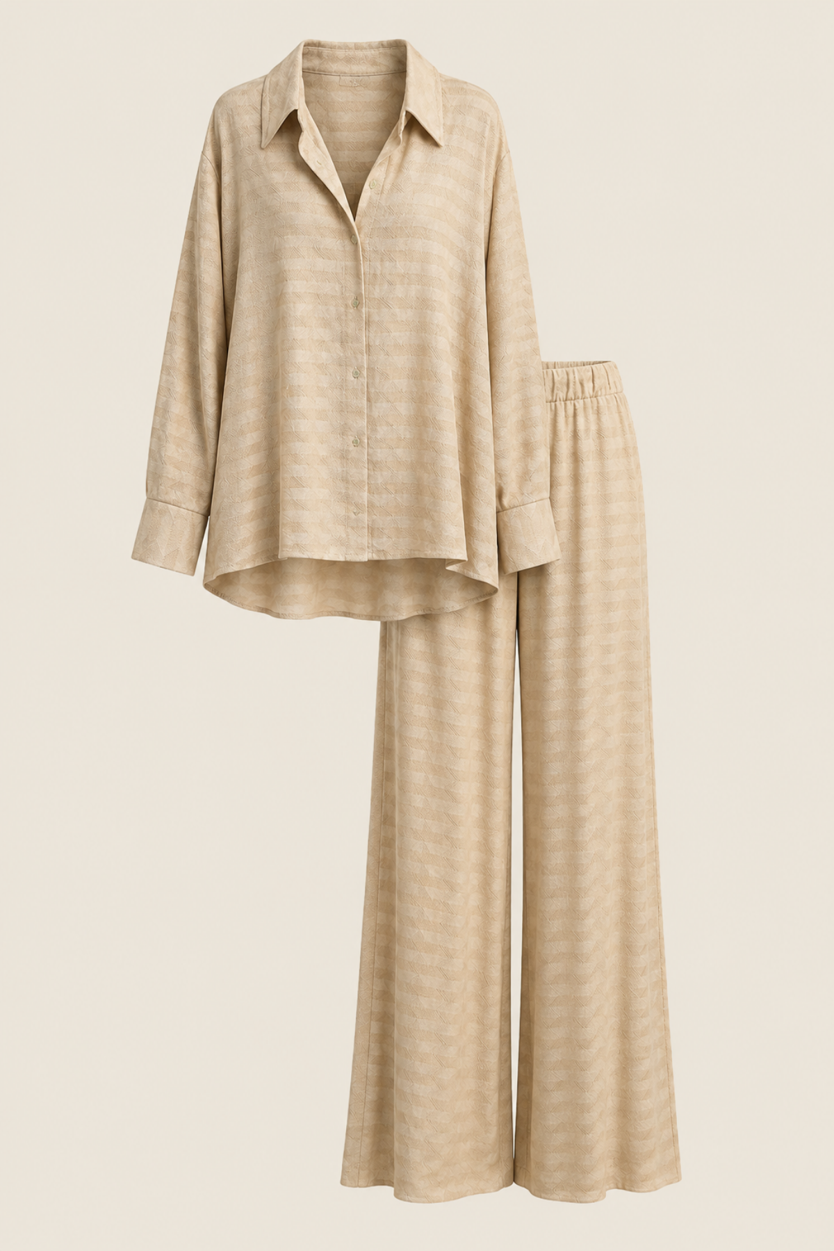 Camisa Cappuccino de manga larga para mujer con corte moderno y tejido suave ideal para looks elegantes y casuales