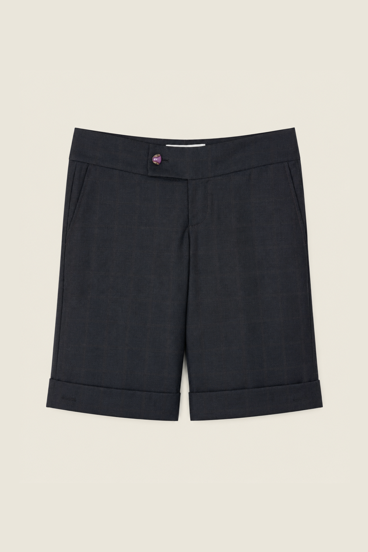 Pantalones cortos Park en color navy confeccionados en lana 100 %, con tiro alto y corte elegante ideal para un look sofisticado y cómodo