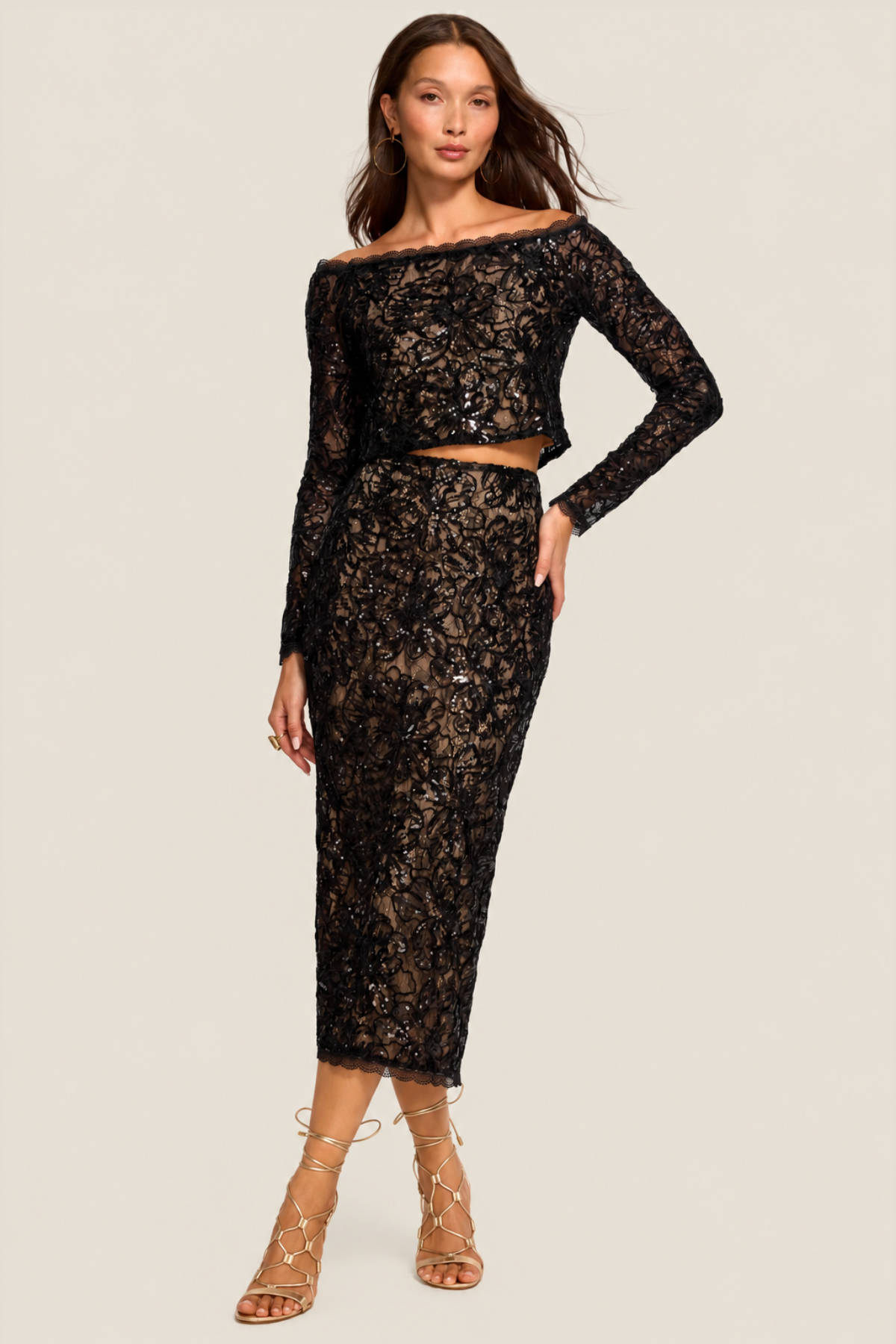 Crop top negro de encaje con pedrería para fiesta Ramy Brook Caitlin