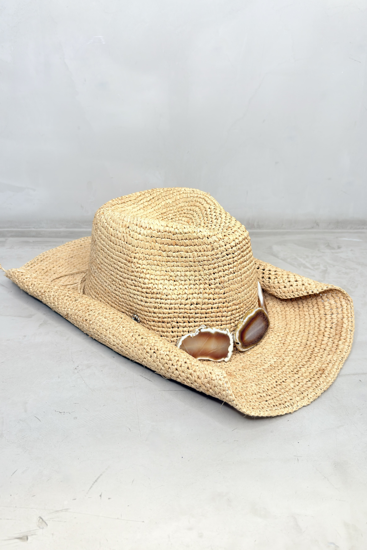 Detalle del material y acabado del Billie Cowboy Hat chartreuse