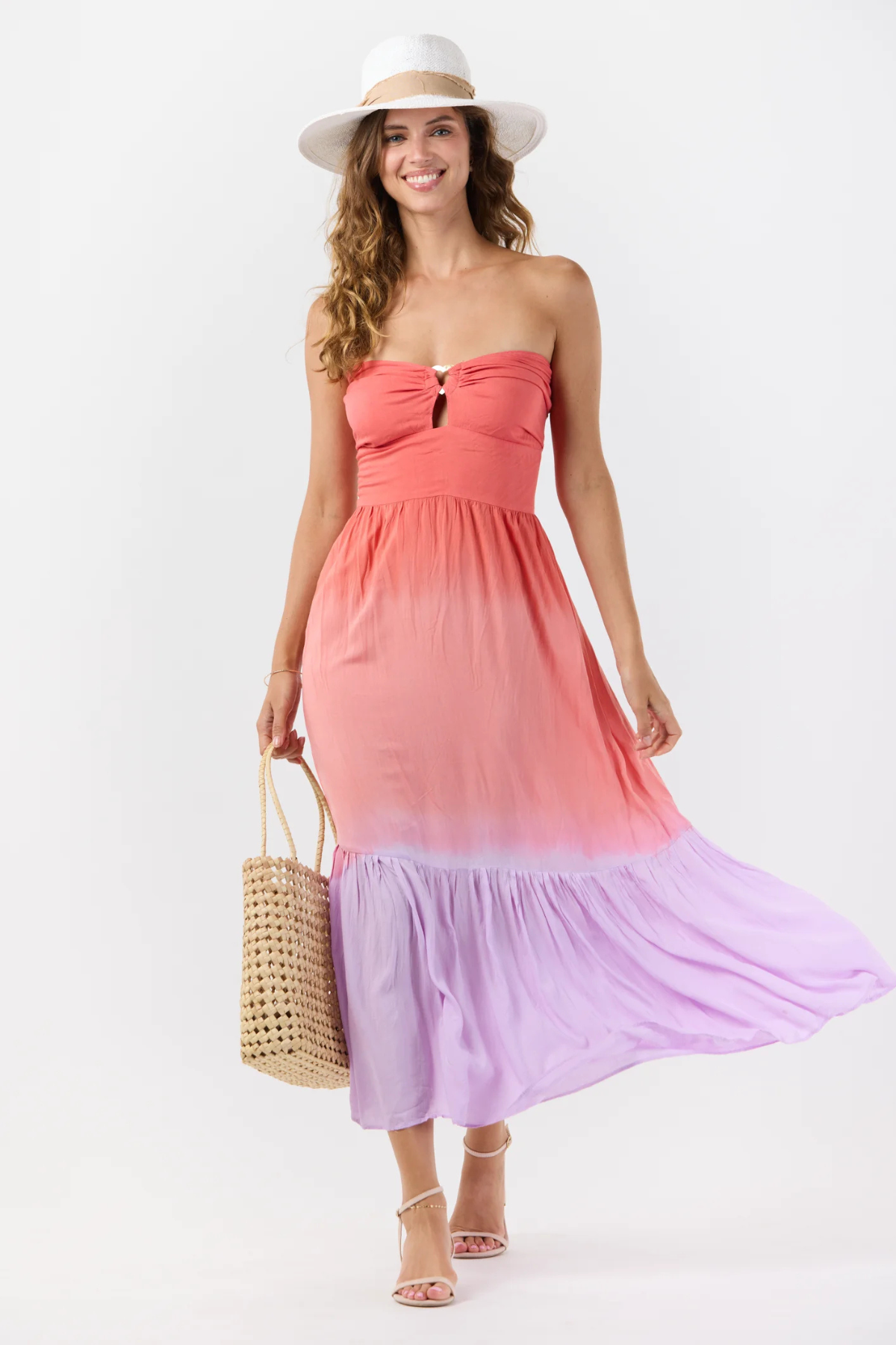 Vestido largo bohemio Honey con escote corazón para looks de invitada sofisticada