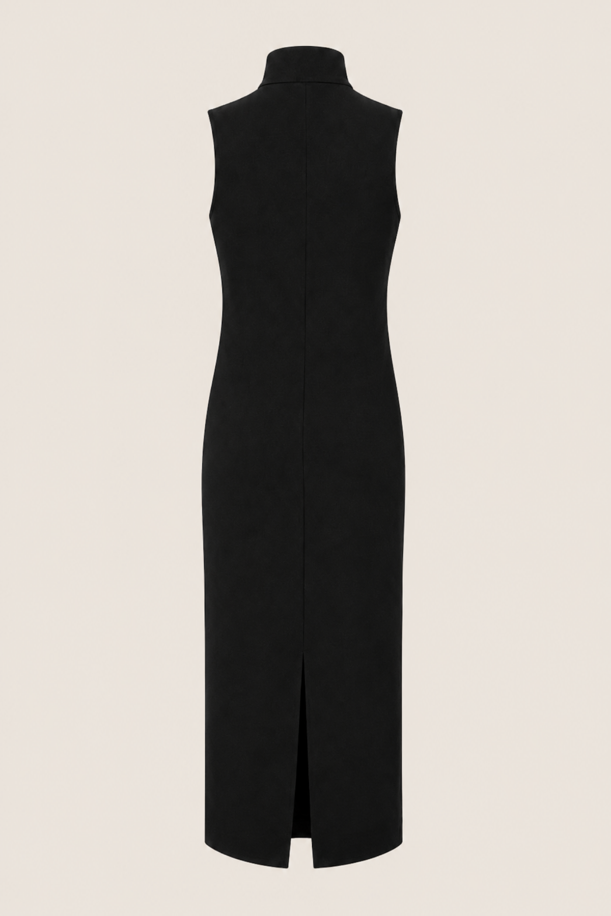 Vista trasera del vestido midi negro de canalé con cuello tortuga mostrando corte ajustado y detalle en espalda