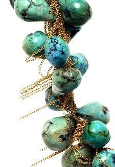 Pulsera Gabriela De La Vega en primer plano, mostrando textura y diseño exclusivo ideal para realzar la elegancia en cualquier ocasión