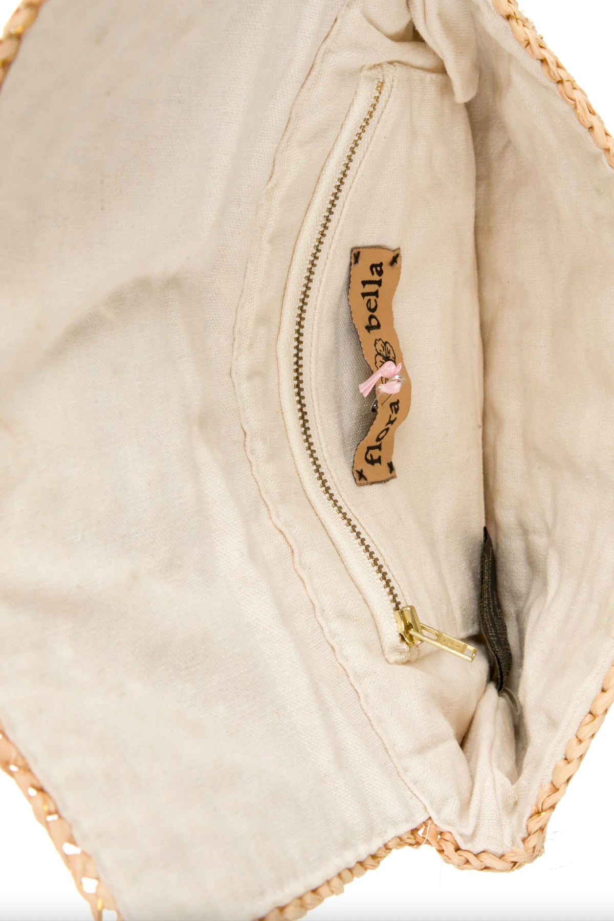 Interior del bolso clutch Florabella Esplendor Grey Stone mostrando su amplio espacio y forro de alta calidad para uso diario