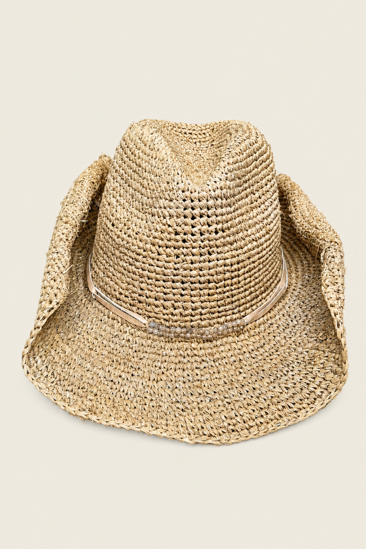Sombrero cowboy Florabella Kelli Quartz Silver en rafia plateada con ala ancha para un estilo veraniego sofisticado