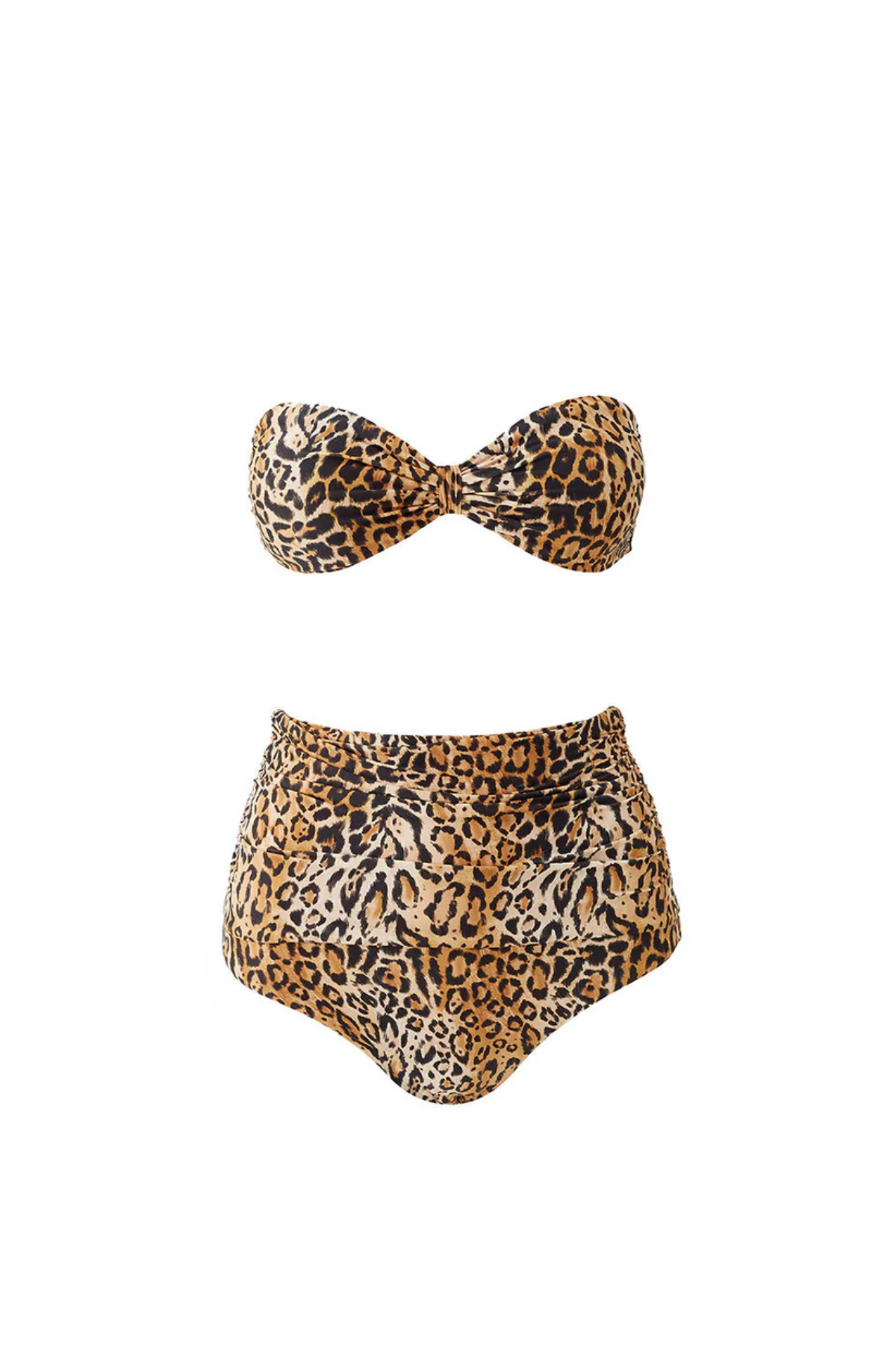 Bikini Catania Cheetah sobre fondo blanco, top bandeau anudado y braguita alta realzando la figura femenina