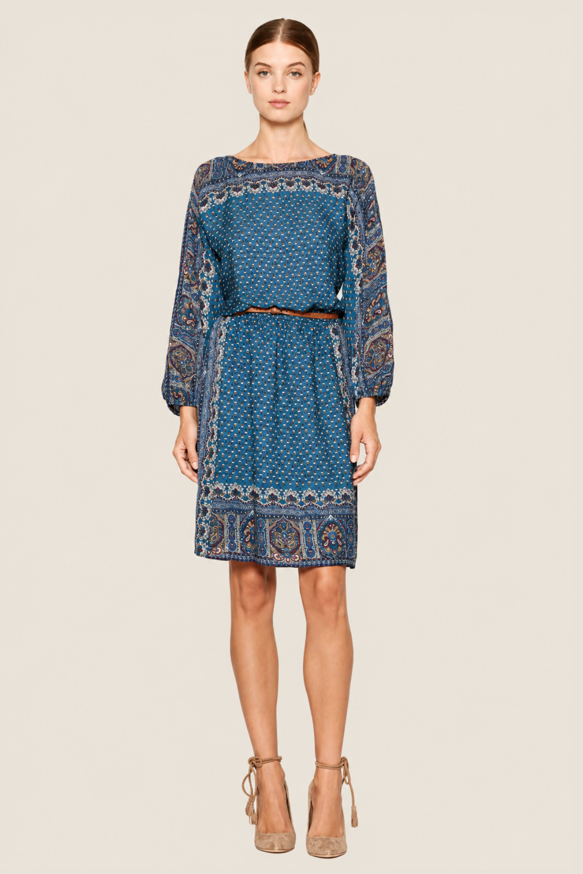 Vestido corto Joie Emory en azul intenso con cuello redondo y cintura elástica ideal para eventos elegantes