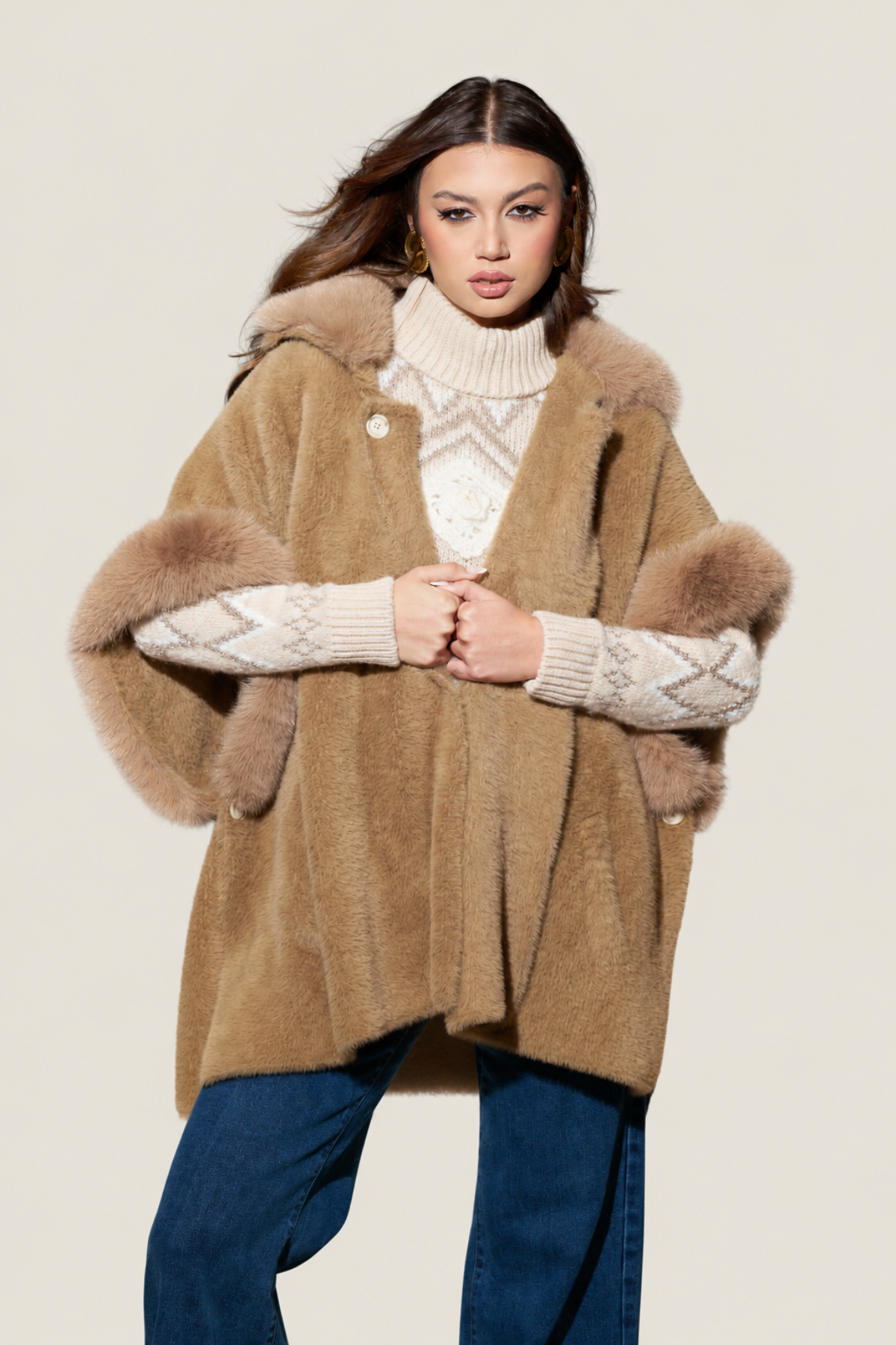 Capa Con Piel Ecofur Cammello