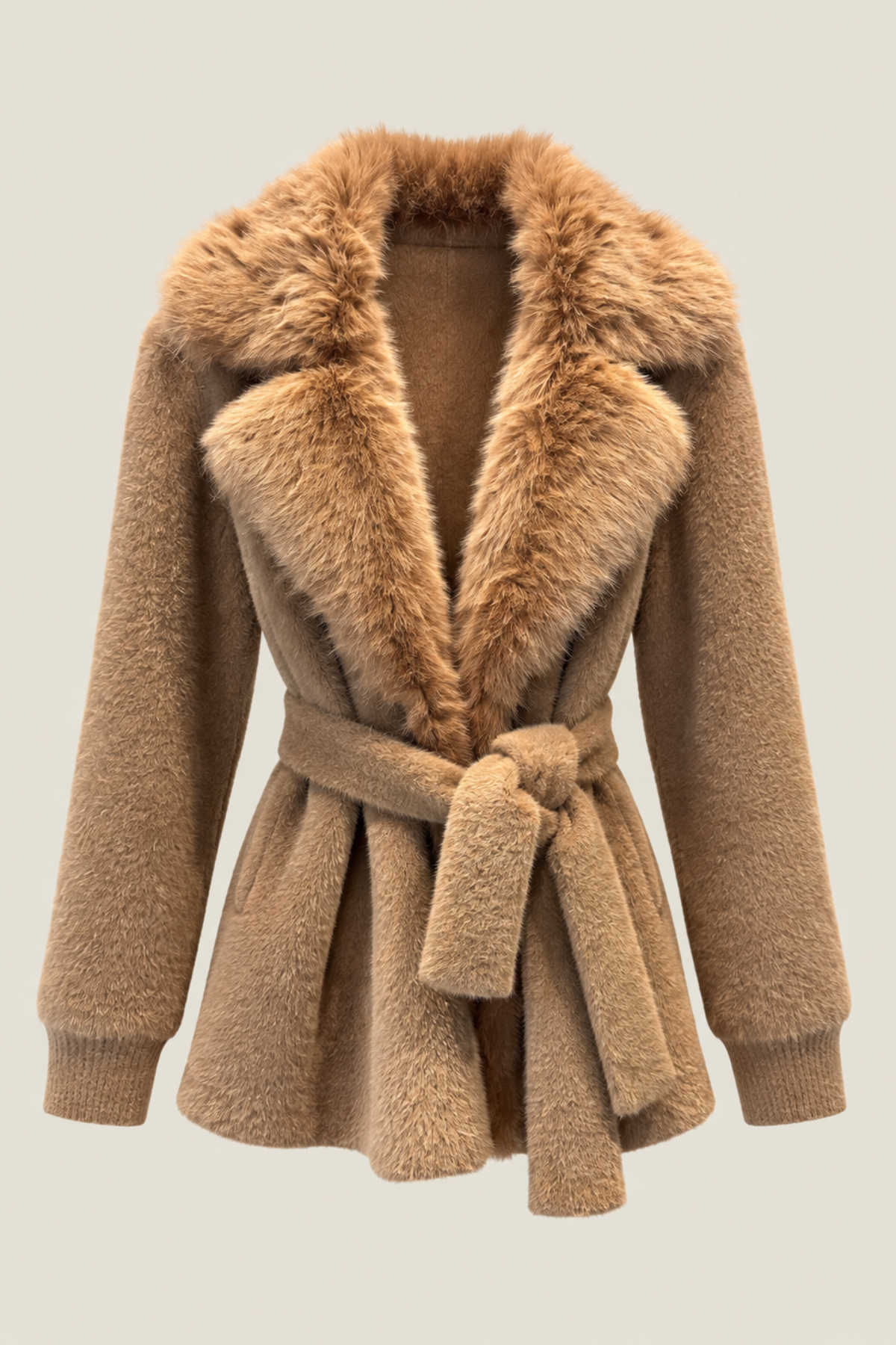Chaqueta de pelo camel con cinturón anudado y solapas grandes