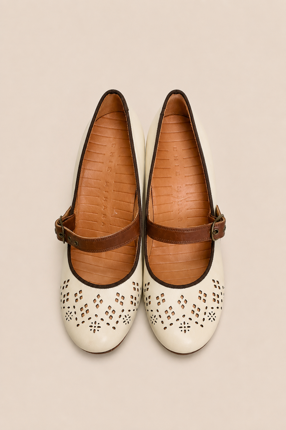 Crio Mid Heel Shoes